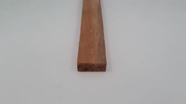Sarrafo de madeira 5 cm